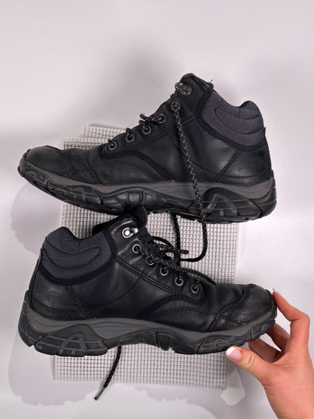 Merrell Black Leather Waterproof Hiking Boots l - Picture 2 of 12